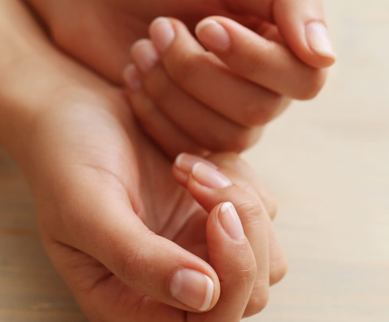Verzorgde nagels — tips om nagels sneller te laten groeien